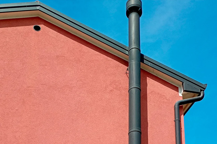 Spazzacamino Pro - L’installazione di una canna fumaria è un intervento fondamentale per garantire sicurezza, efficienza e conformità dell’impianto